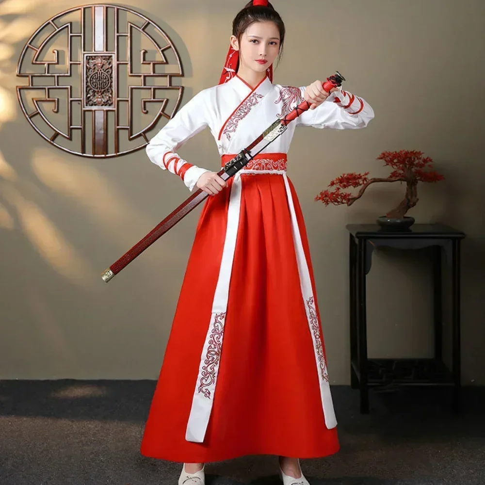 Vintage Fashion In Chinese - Set Moderno Hanfu per Donna, Top