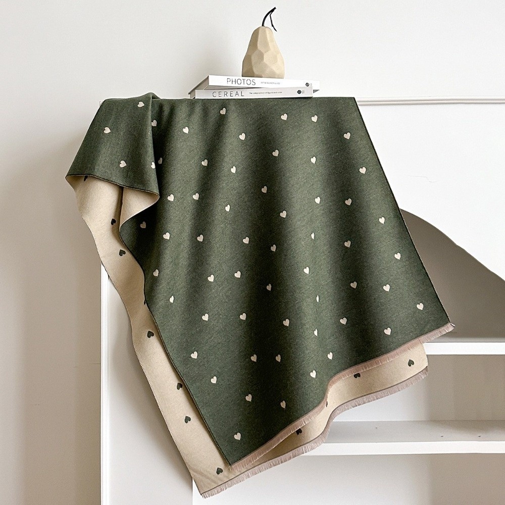Elegante Sciarpa a Doppia Facc - Vintage Fashion Patterns recensione e prezzo