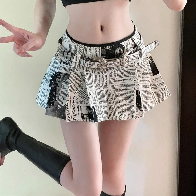 Minigonna plissettata con stam - Vintage Fashion Newspaper recensione e prezzo