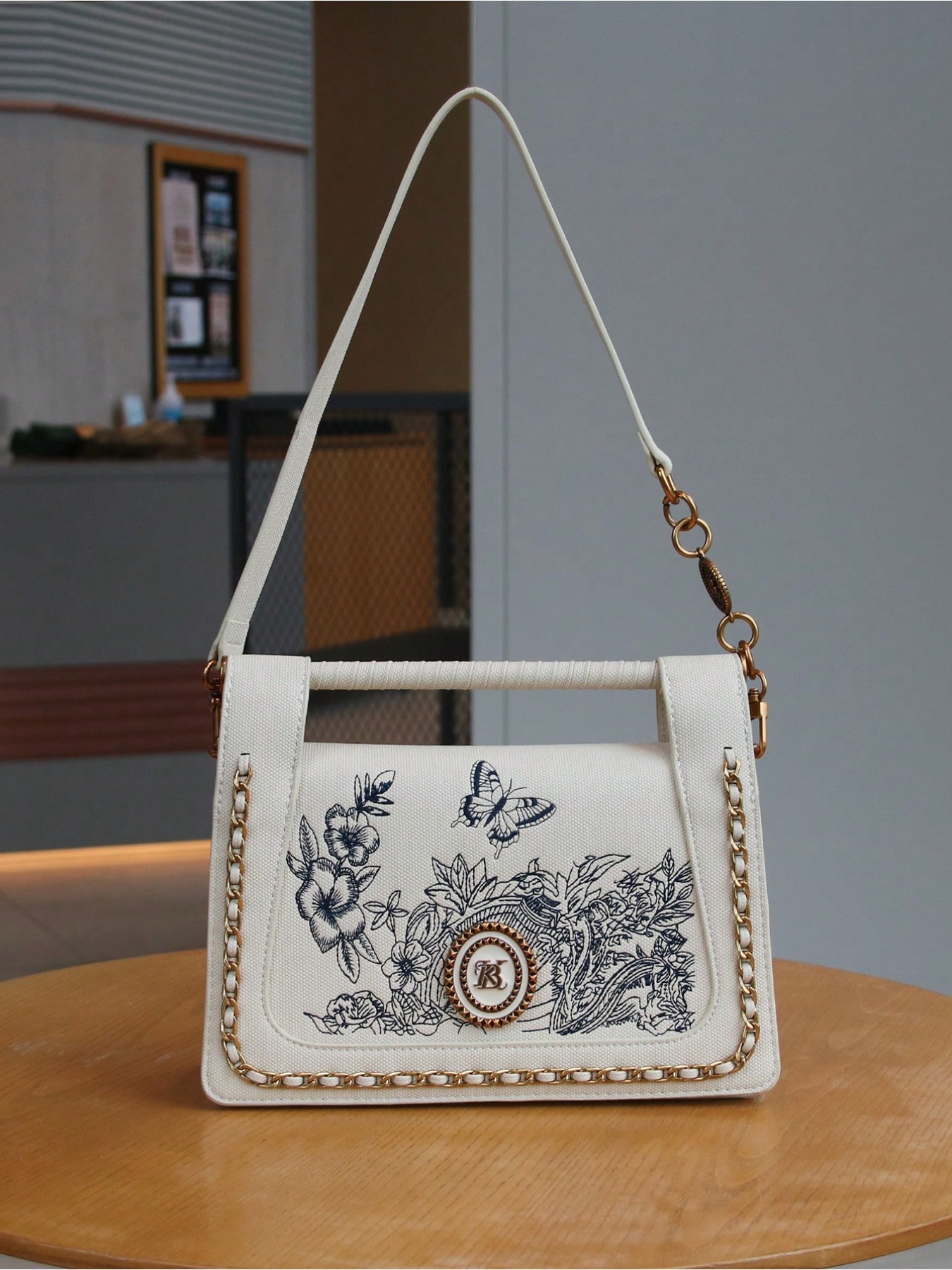 Borsa Vintage Retrò con Chiusu - Vintage Fashion In Chinese recensione e prezzo