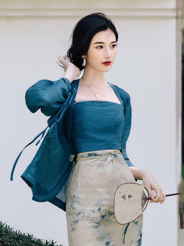 Completo Tre Pezzi Donna Tagli - Vintage Fashion In Chinese recensione e prezzo